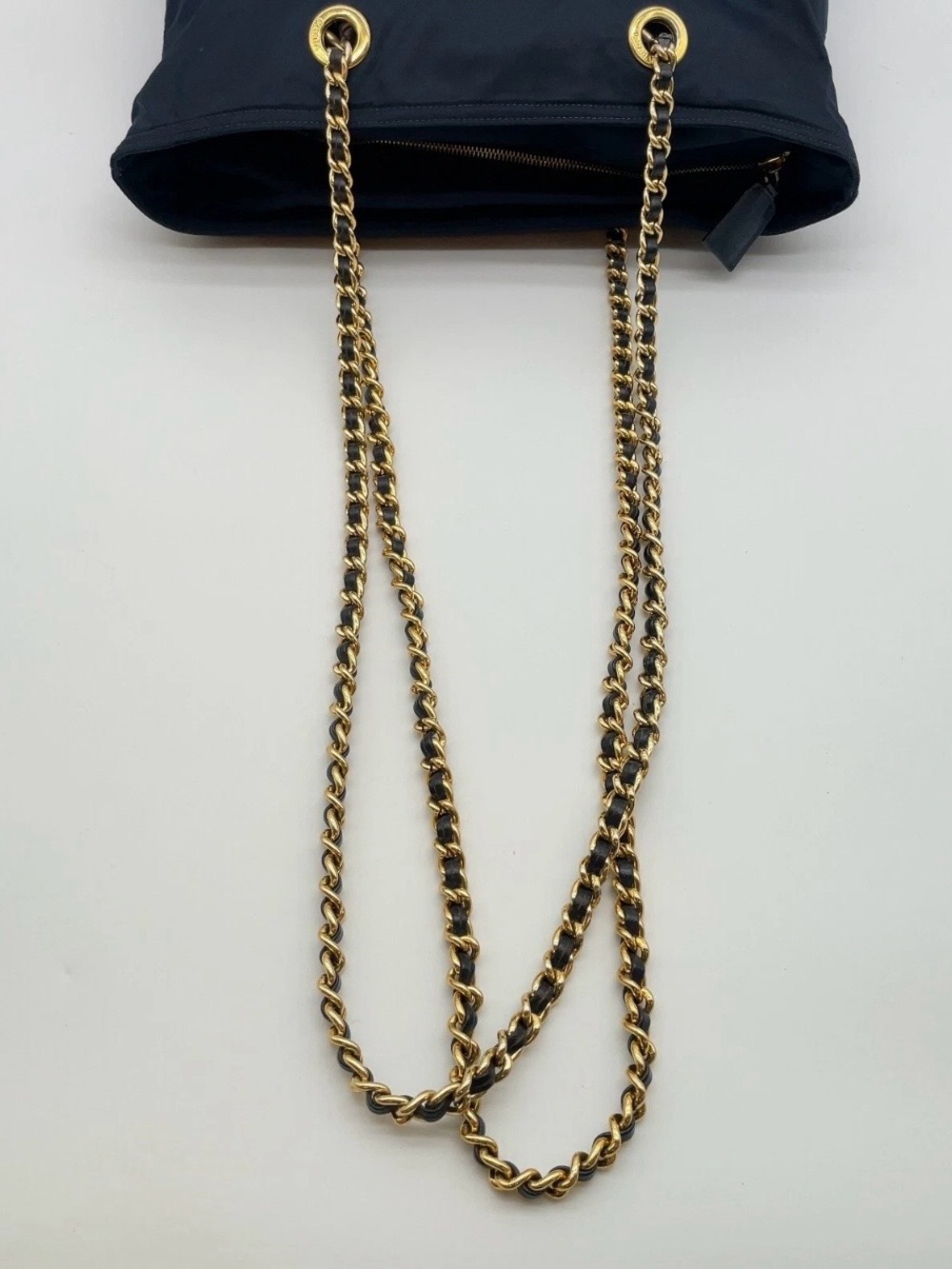 Prada Plate Quilted Tessuto/Navy
Nylon Chain Shoulder Bag - Picture 5 of 10